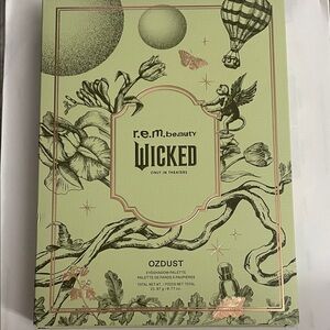 r.e.m. beauty Wicked Eyeshadow Palette - Ozdust
